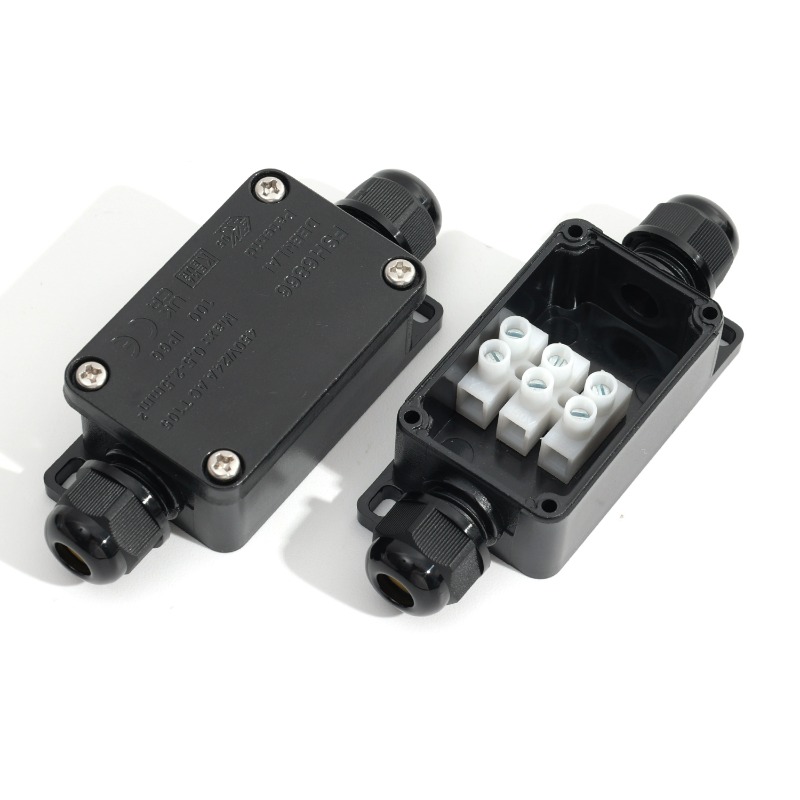 450V Outdoor Waterproof IP66 E - огляд і ціна Outdoor Lighting Connectors