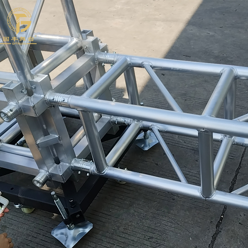 Heavy-Duty Aluminum Truss with - огляд і ціна Outdoor Lighting Event