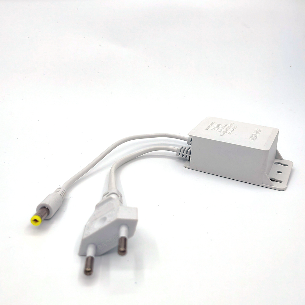White AC 100-240V Input DC 12V - огляд і ціна Outdoor Lighting Connectors
